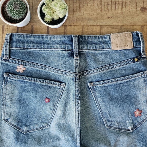 Lucky Brand High Rise Embroidered Denim - Picture 6 of 14